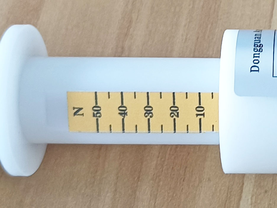 self measuring graduations